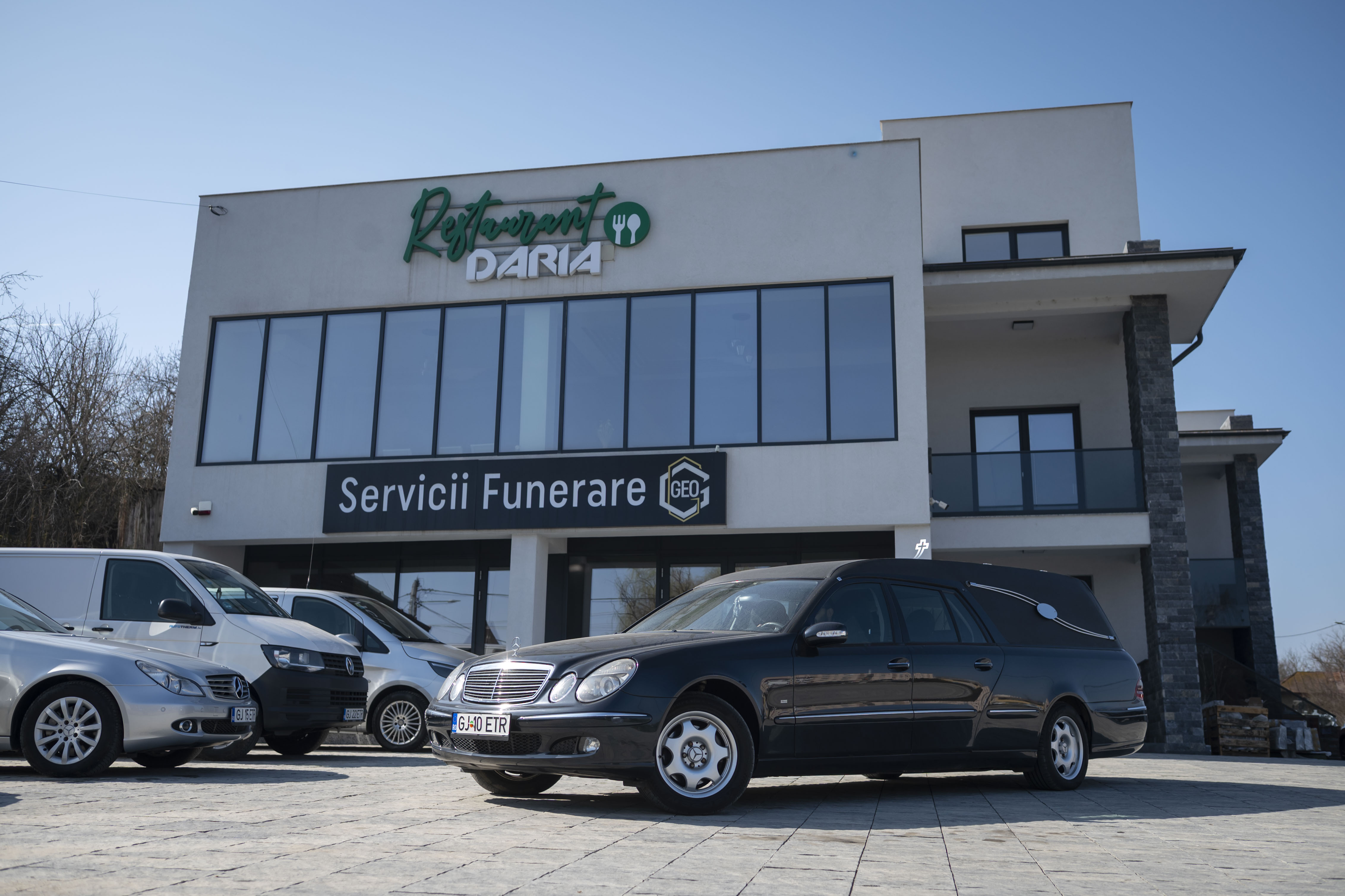 Sediul Servicii Funerare GEO Turceni – vedere exterioară